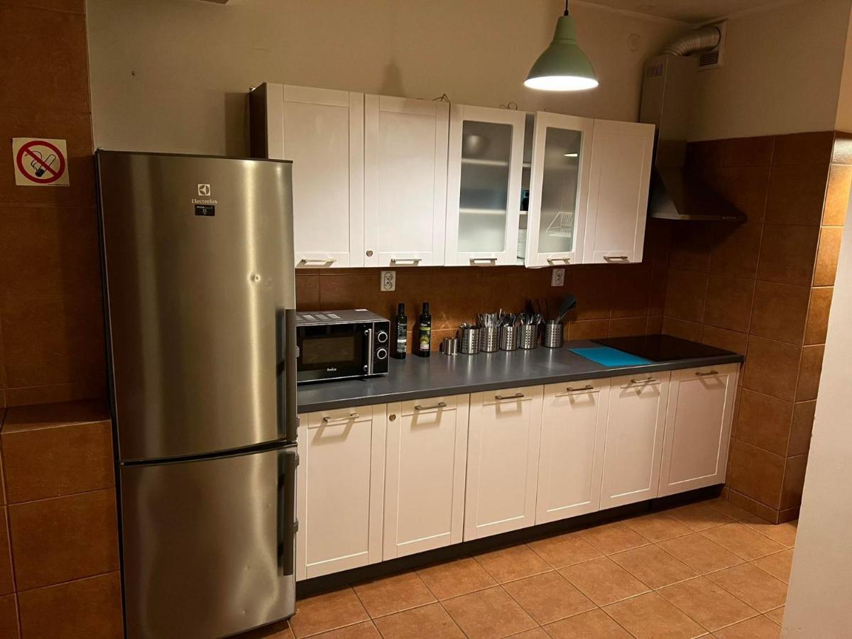 50 People Bis Apartment คราคูฟ ภายนอก รูปภาพ