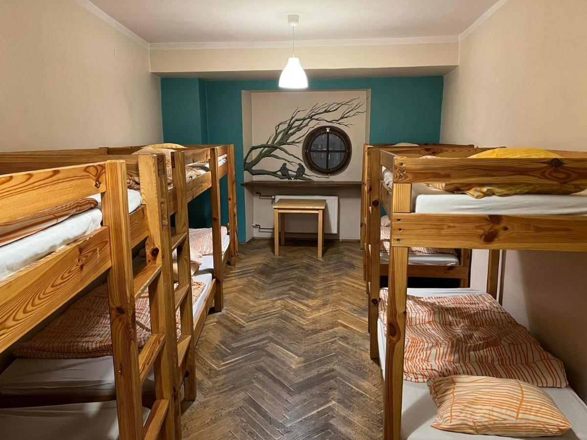 50 People Bis Apartment คราคูฟ ภายนอก รูปภาพ